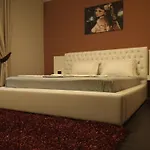 Mustang Hotel Vasqarr