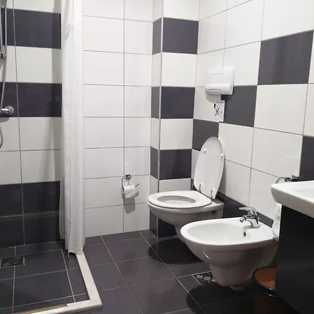 Mustang Отель 4*