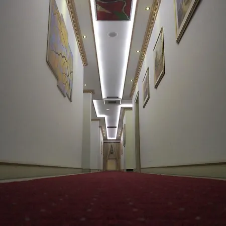 Mustang Отель Vaqarr